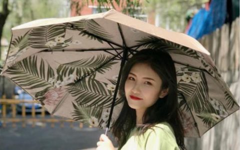 绿荫下的清凉，蕉下针篱太阳防晒伞_星空礼物街