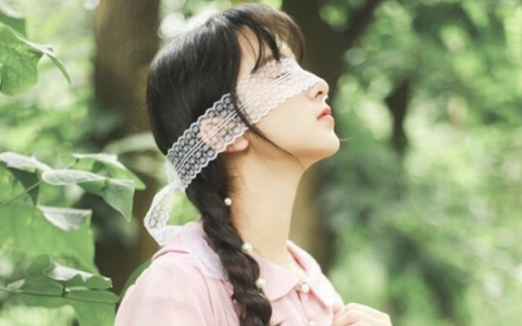 扣扣昵称女生版霸气，好听的扣扣网名大全_星空礼物街