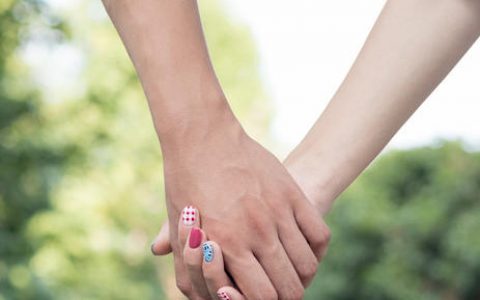 情人节送女友浪漫礼物，才能轻松拿下女神