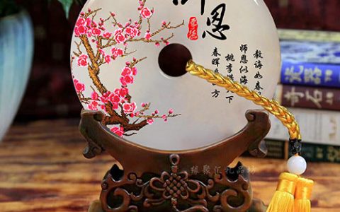 送老师教师节礼物排行榜，送给老师最实用的礼物