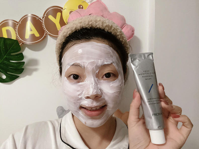 敏感肌换季缺水，就用珀莱雅水盈澎澎新生面膜
